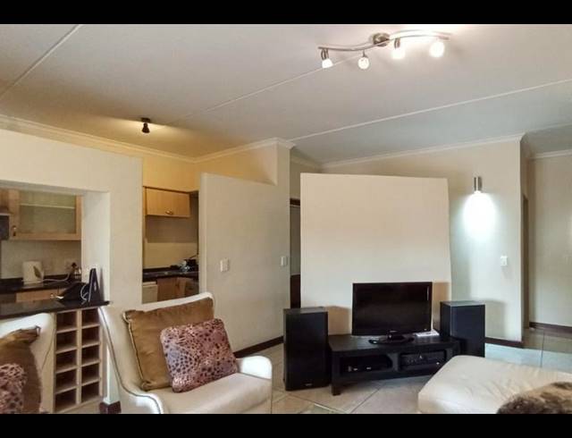 2 BEDROOM APARTMENT FOR SALE IN BEVERLEY